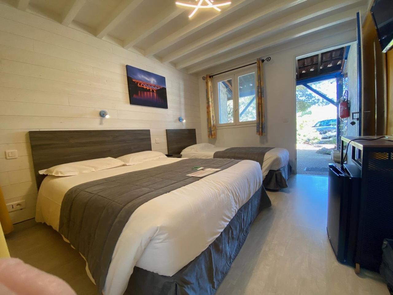 Hotel Des 4 Vents "Esprit Camargue" Эг-Морт Экстерьер фото