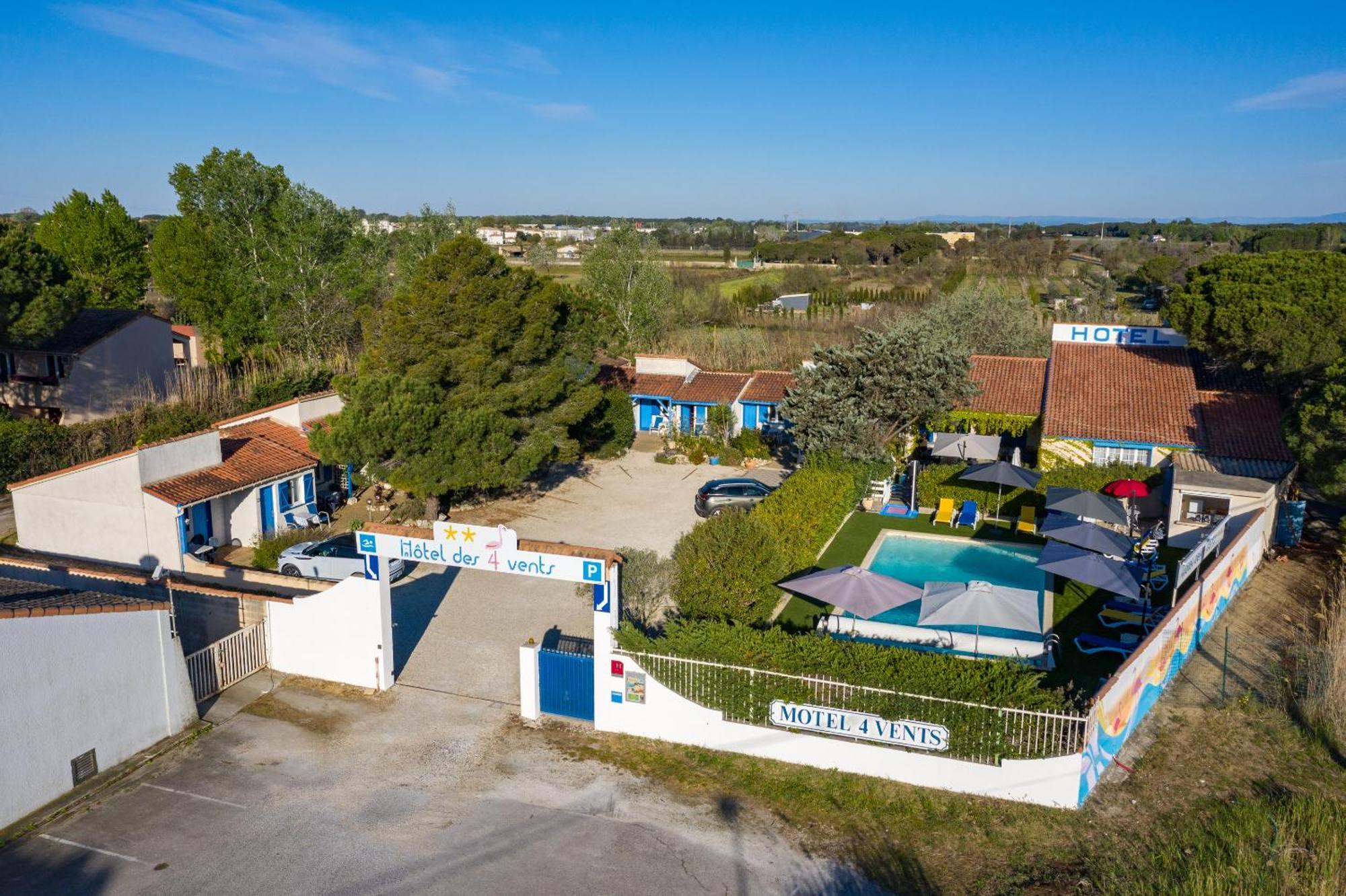 Hotel Des 4 Vents "Esprit Camargue" Эг-Морт Экстерьер фото