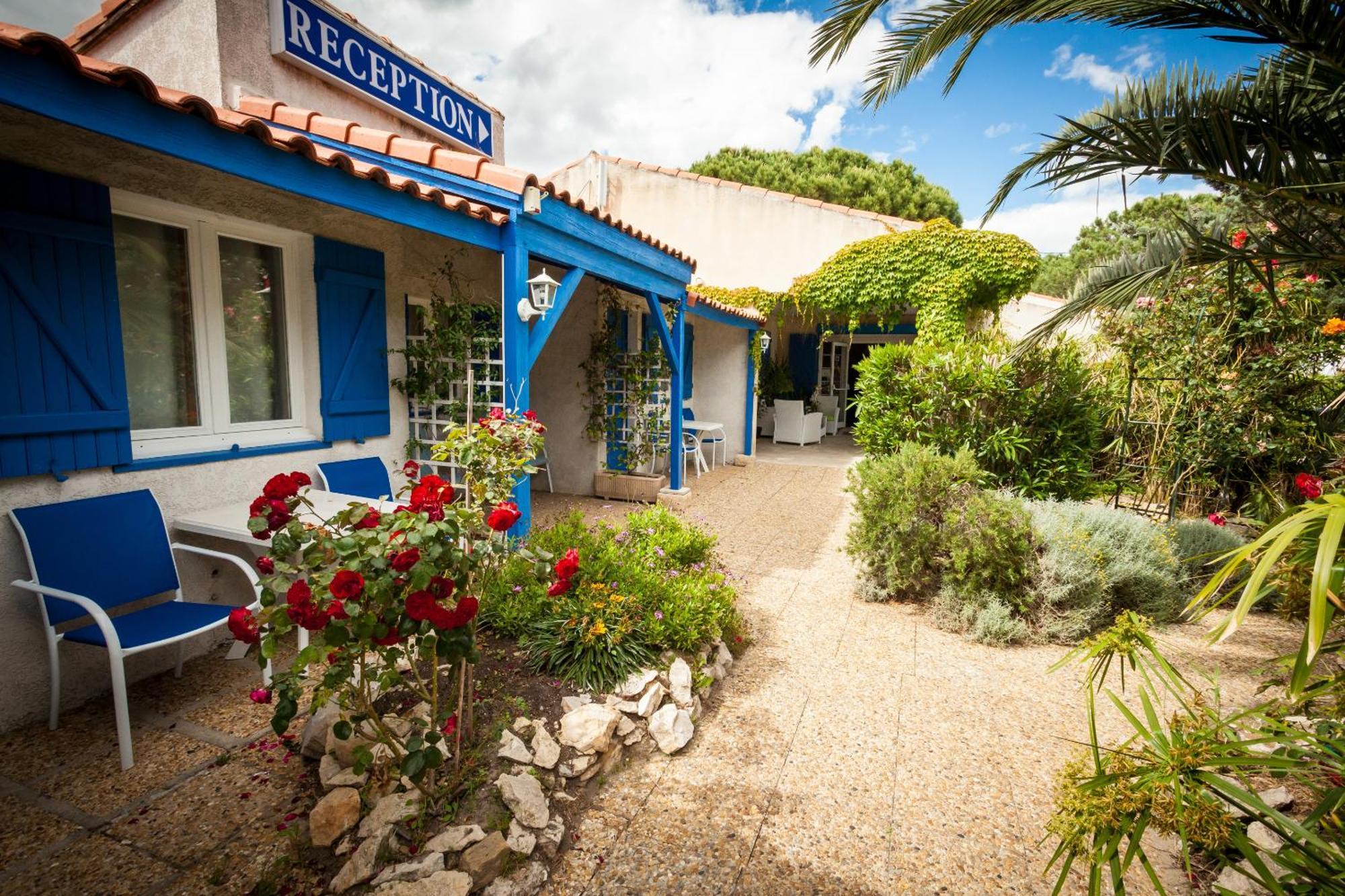 Hotel Des 4 Vents "Esprit Camargue" Эг-Морт Экстерьер фото